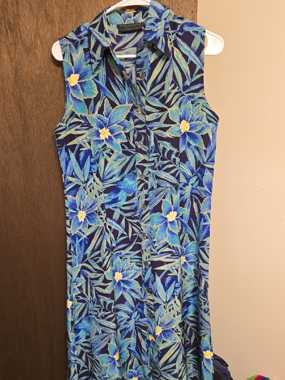 Sleeveless Blue Floral Button-Front Maxi Dress
